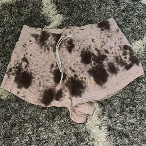 lululemon tie dye shorts